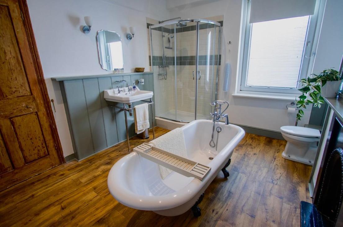 Beach View, 4 Bedroom House Opposite The Sea! Sleeps 10 Sandgate Exterior foto